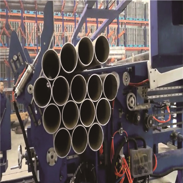 Línea mecánica de paletizado y envasado de tubos de acero